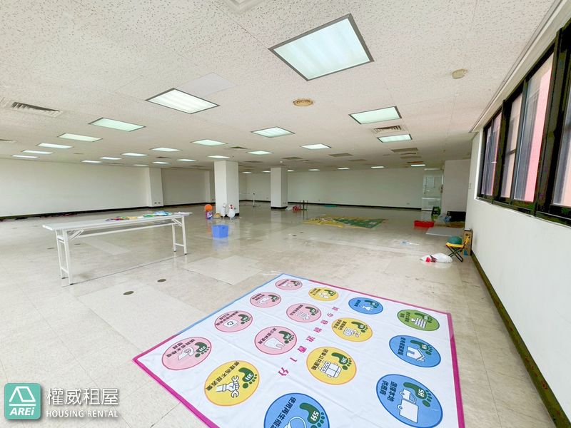 MRT岡山火車站88坪|優質辦公大樓辦公室 Upscale Office