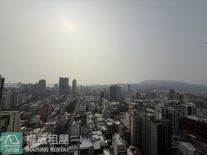前金捷運站|民生香榭|高樓層採光雙面美景3房平車
