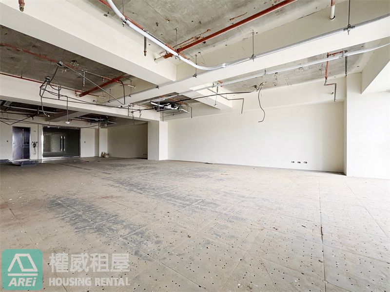 市政總裁🔥高樓視野辦公室出租✨自裝潢空間大