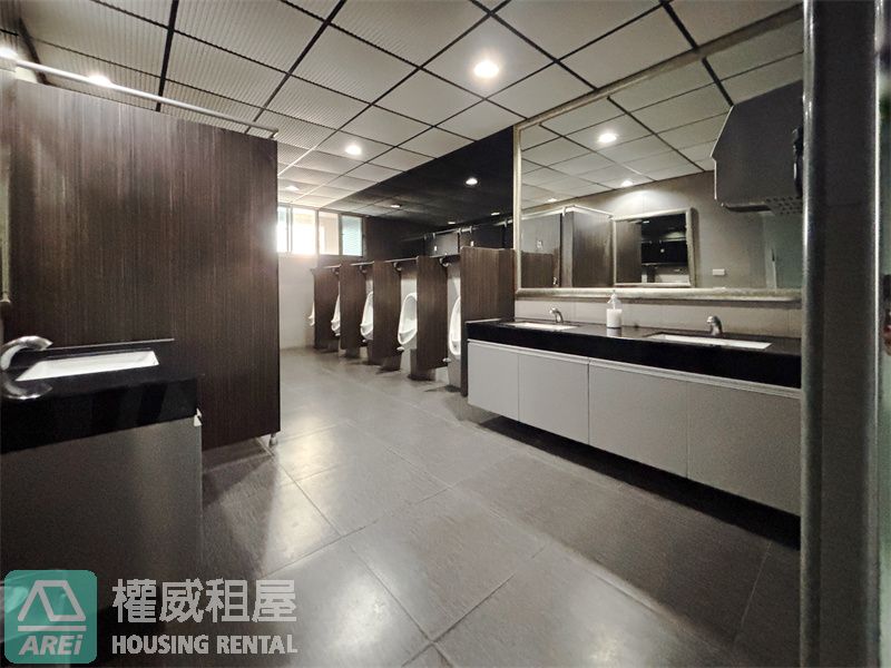 市政總裁🔥高樓視野辦公室出租✨自裝潢空間大