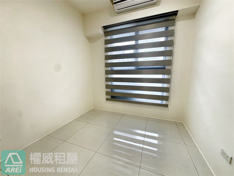 生態園區第一樂章全新高檔三房含平車