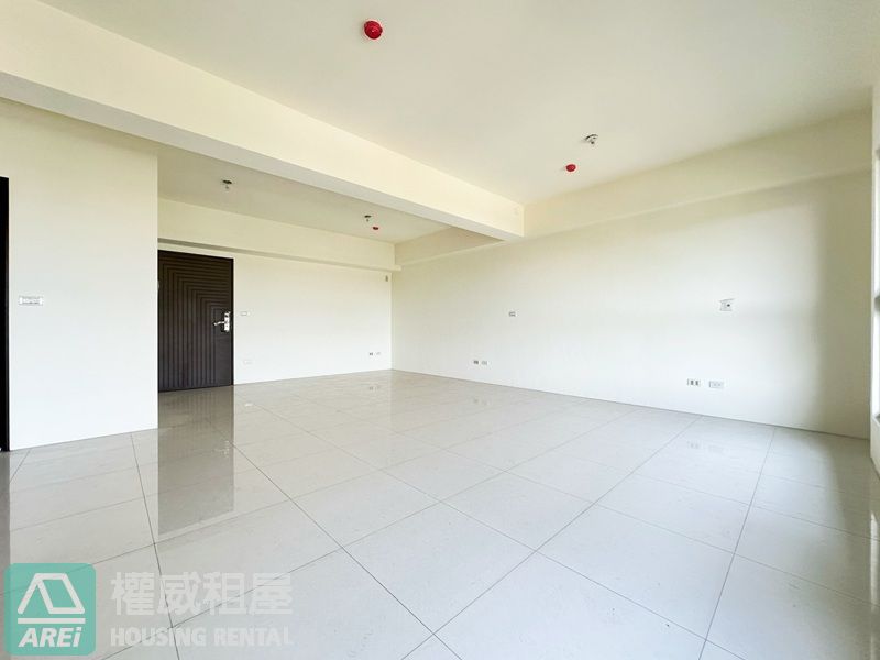 高雄大學百達卓悅空屋1大房平車可租補