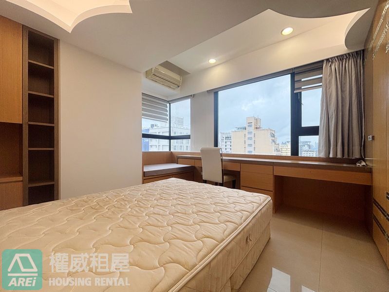美麗島|高雄車站|領賢高樓景觀4房平車
