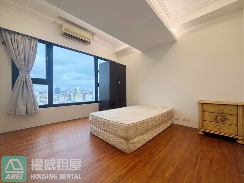美麗島|高雄車站|領賢高樓景觀4房平車