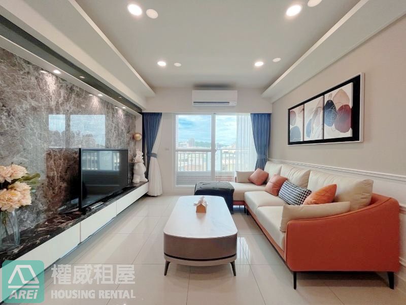 C21美術館｜學院美術之星｜樣品屋3房平車