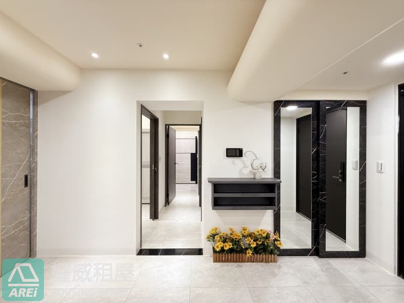 愛情河左岸｜全新大三房｜宅愛河首排景觀宅