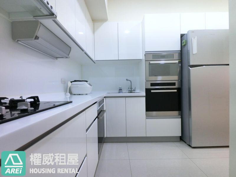 🏙️ O6信義國小站 | 鳳凰中正 | 中正金融商圈核心地段