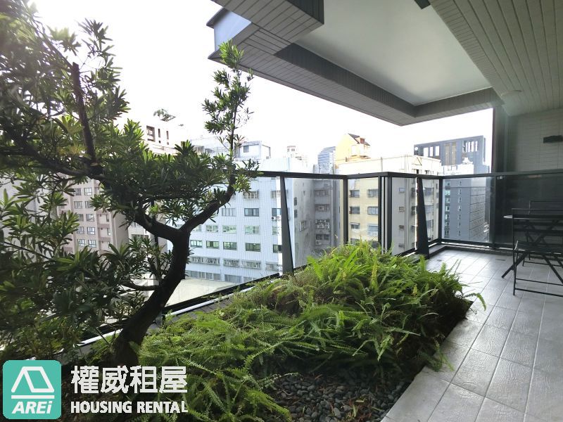 🏙️ O6信義國小站 | 鳳凰中正 | 中正金融商圈核心地段