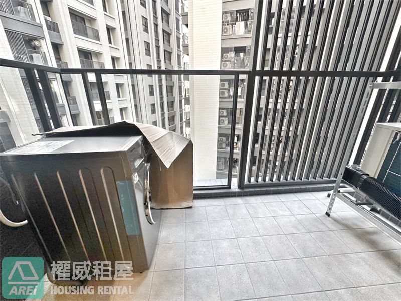 果貿NeXT全新高檔兩房平車