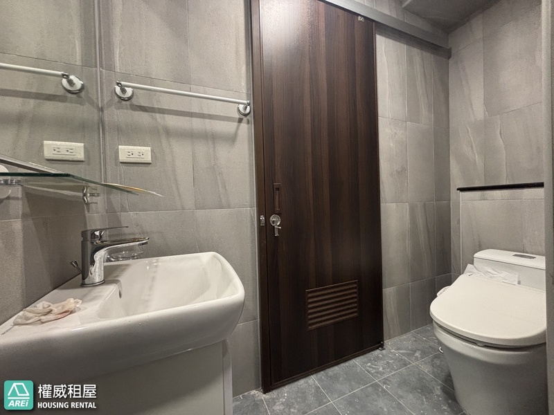 福懋MORE+｜1+1捷運宅｜近全聯｜含車位與家具｜可租補( 屋主自住中)