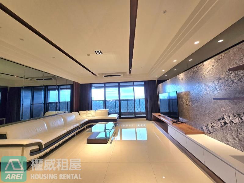 美術館龍騰極緻4房2廳3衛2陽台+雙平車