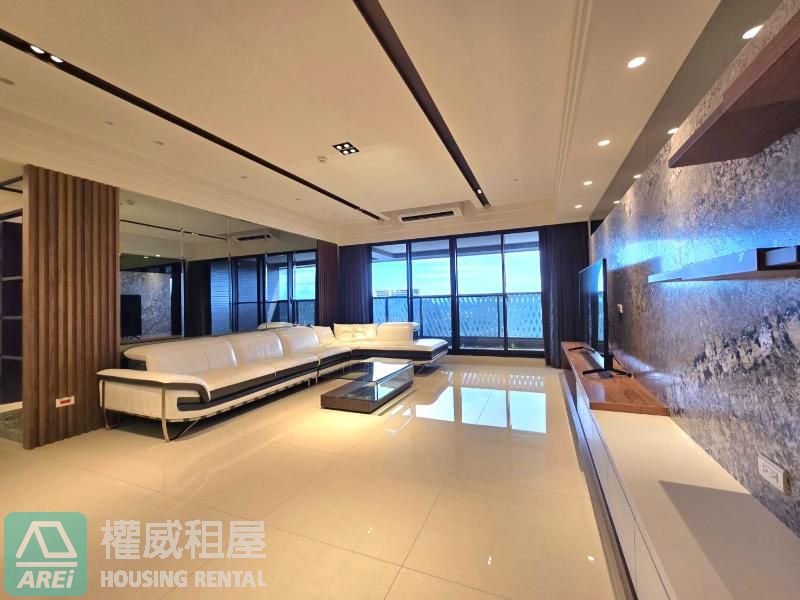 美術館龍騰極緻4房2廳3衛2陽台+雙平車