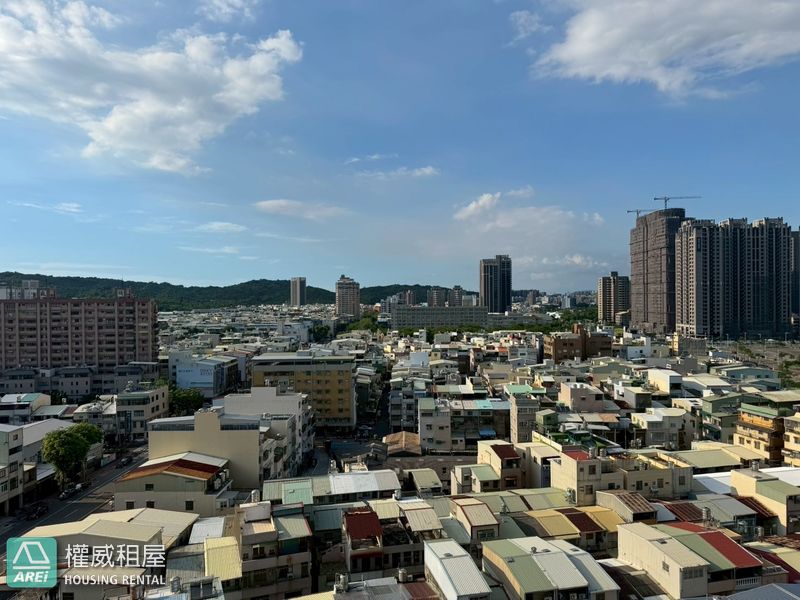 輕軌馬卡道｜悅讀山妍2+1房｜平車美術館