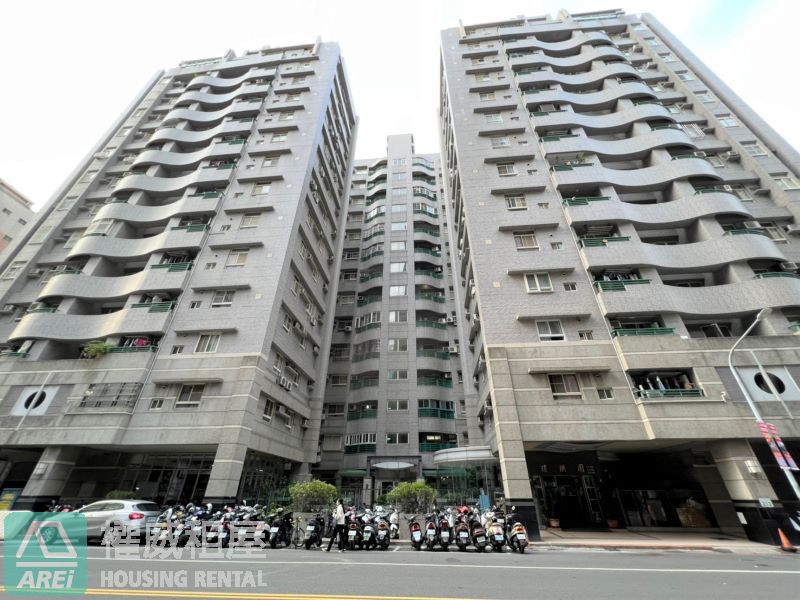 巨蛋MRT琉璃園明亮3房平車可租補可寵