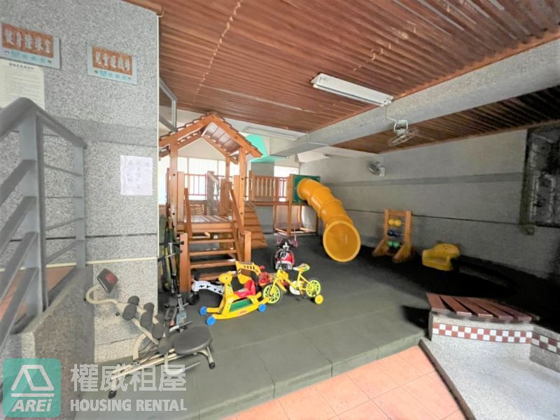 巨蛋MRT琉璃園明亮3房平車可租補可寵
