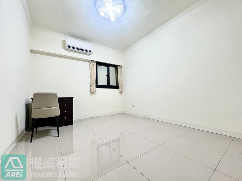 🏡【西子灣｜濱海二路二樓公寓出租】