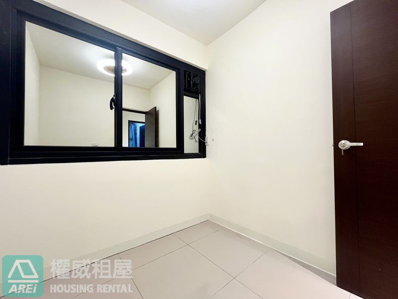 🏡【西子灣｜濱海二路二樓公寓出租】