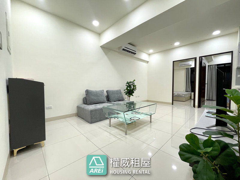 高醫｜郡都當代｜北歐清新風｜可寵｜寬闊兩房車位