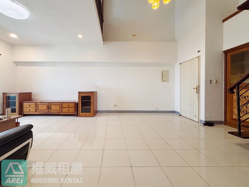 生態園區MRT大匠之峰樓中樓5房平車