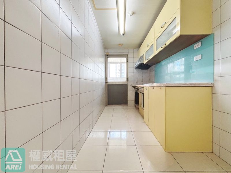 生態園區MRT大匠之峰樓中樓5房平車