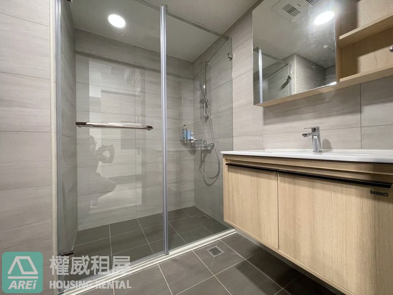 大樂河堤世界現代奢華兩房租補