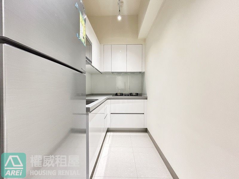 城揚綠廳院∣高樓景觀2房車位∣可租補可寵