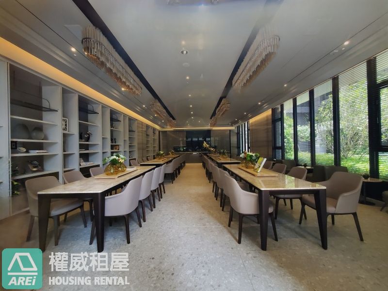 城揚綠廳院∣高樓景觀2房車位∣可租補可寵