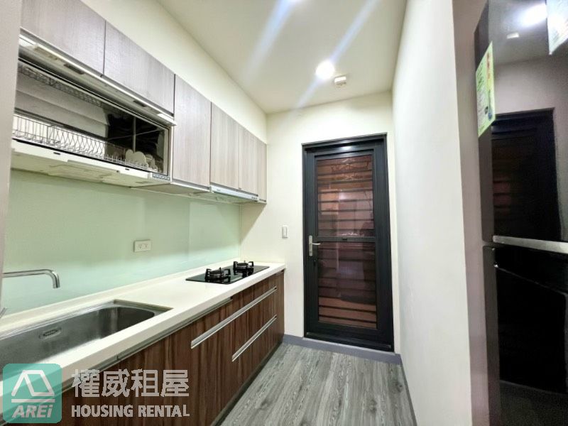 戀戀 APP|高大特區|大三房雙陽台|可租補