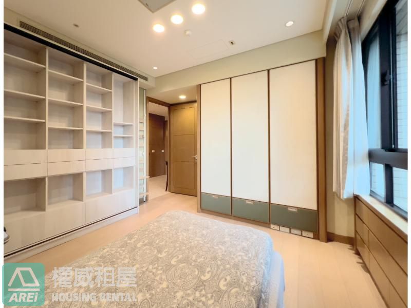 🌼美術館七賢國中・人文觀邸心曦大三房車位