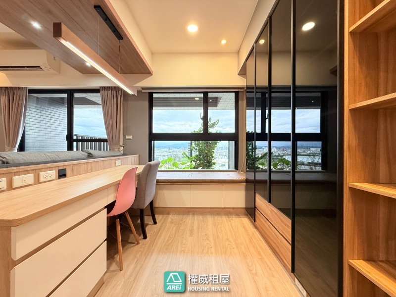 近高鐵 榮總｜侑城M+優質景觀宅2+1房雙衛平車