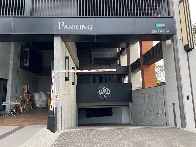 城揚綠廳院高樓層全新兩房＋車位