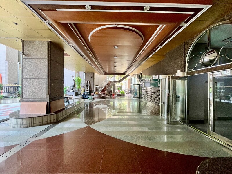 巨蛋公園大廈