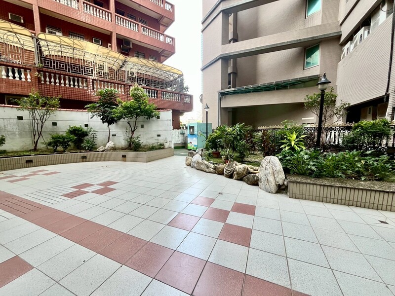 巨蛋公園大廈