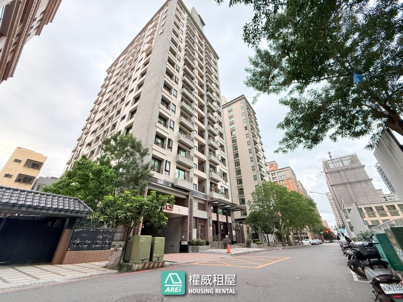 近美術館特區 輕軌旁｜悅讀工坊舒適3房
