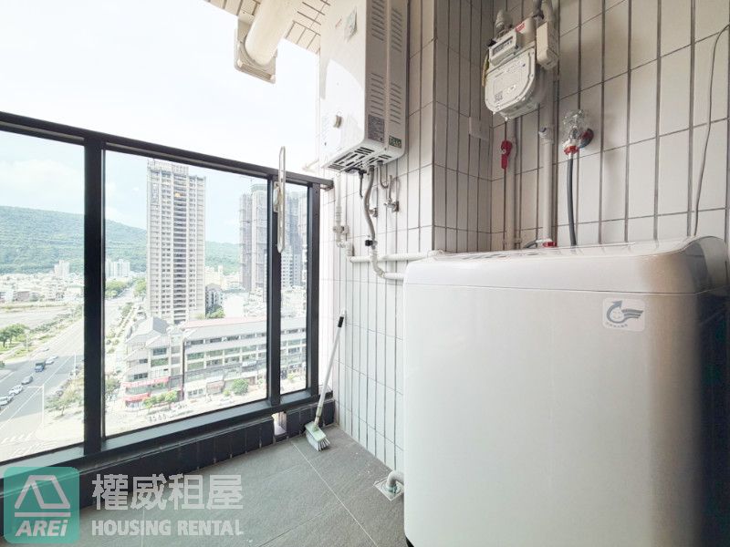 青海LINE高樓景觀質感兩房平車