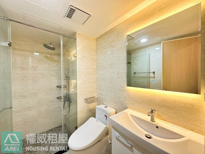 信義MRT大悅景觀夢幻2房平車可租補