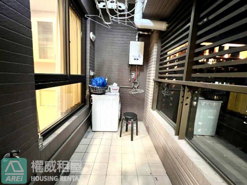 Top協勝發|高鐵特區|高樓景觀讚|大三房三陽台