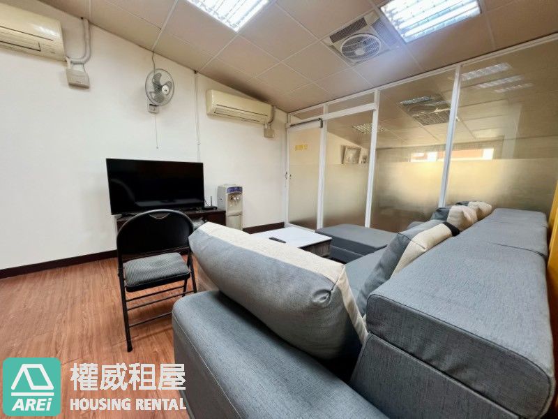 近高醫商圈大坪數套房
