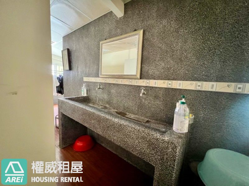 近高醫商圈大坪數套房