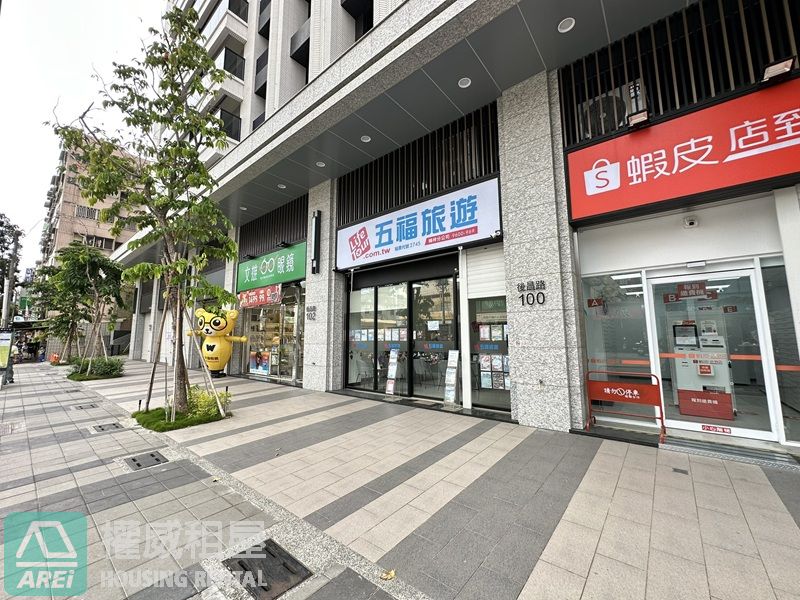 台積電捷運之星挑高1+夾層樓店面平車