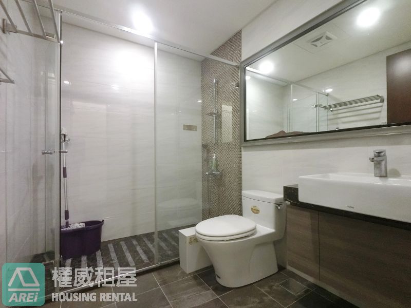 美術龍騰．天景邸 | 3+1房平車