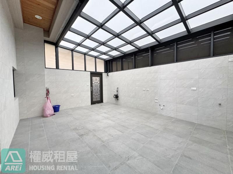 鳳山區海洋路黃金店面