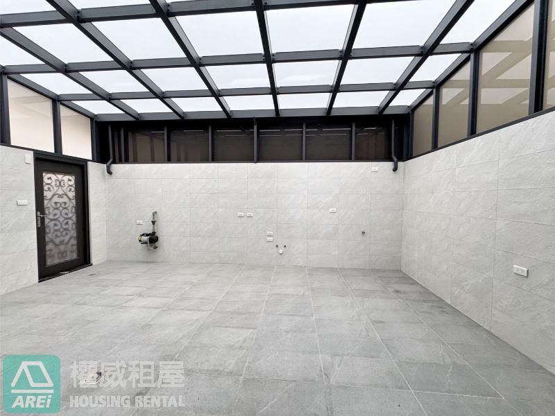 鳳山區海洋路黃金店面