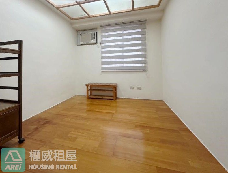 河堤社區｜鼎宇心園｜寬敞4房含平車