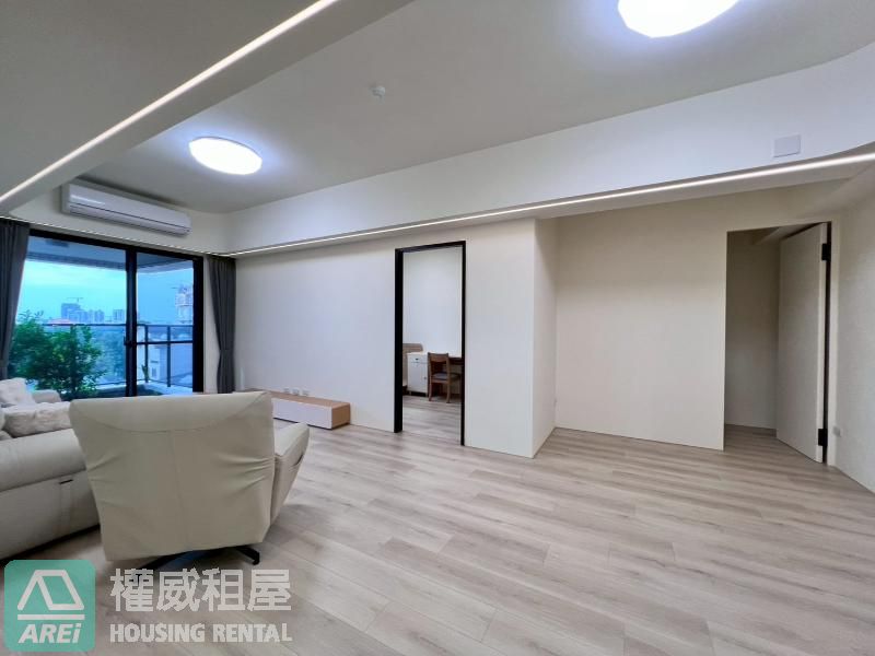 🌳蓮池潭巨蛋|心儀大空間3房平車|高潭市2