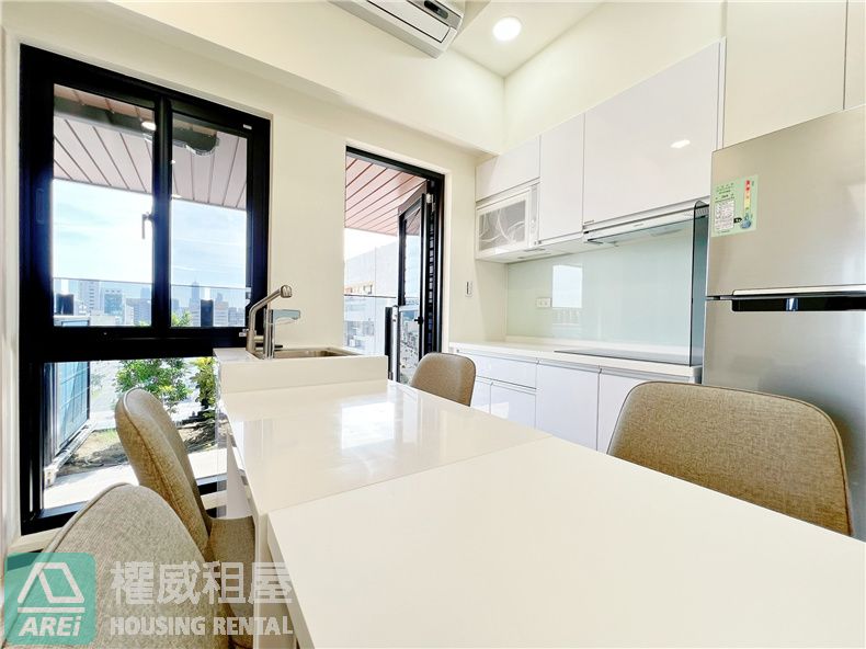 後驛MRT興富發博愛全新溫馨明亮正2房