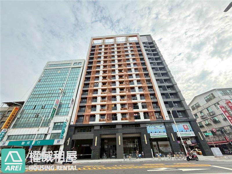 高雄車站匯視界 ✨ 全新白亮3房大空間｜平車可租補