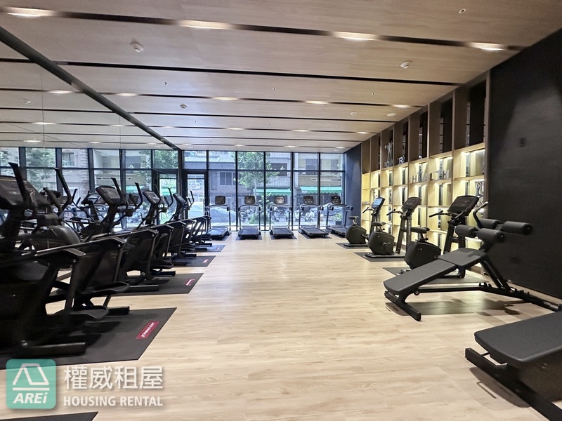 可租補【時尚帝寶】O6捷運信義國小x六合商圈x文化中心商圈(有6間)