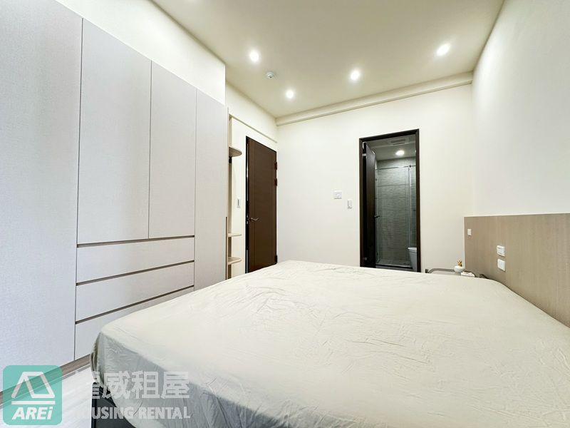 正義車站綠廳院全新2房車位可租補