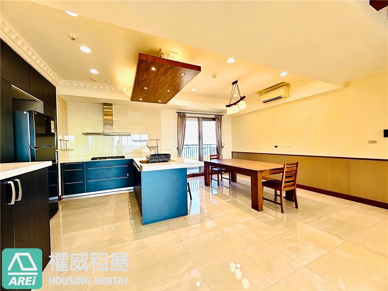 R7獅甲貝拉莫里｜首排海景稀有4房｜平車尊榮宅